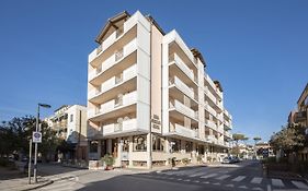 Lola Piccolo Hotel